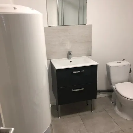 Appartement De 20m2 Proche *